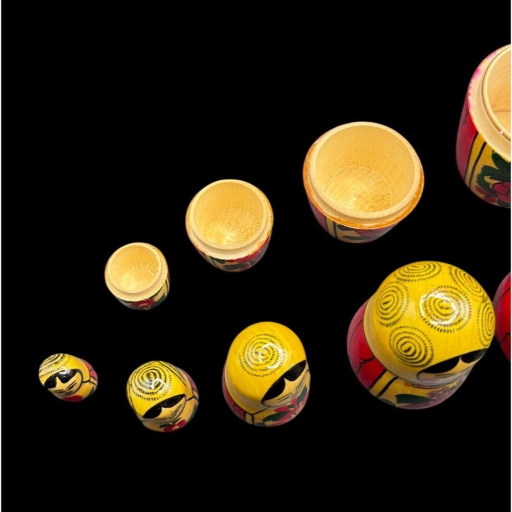 Hand-Painted Set Of 6 Wooden Russian Matryoshka Nesting Dolls With Floral Design - Picture 8 of 11